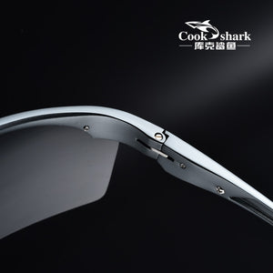 Cook shark 2025 polarizing sunglasses men's driving glasses special trend color changing Sunglasses men's fishing glasses