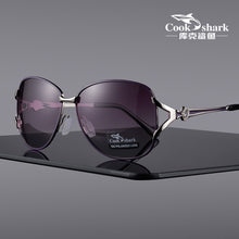 Load image into Gallery viewer, Cook shark 2023 sunglasses ladies polarized sunglasses tide ultra light driver driving glasses classic