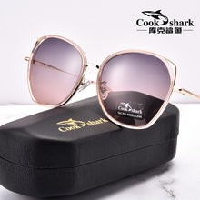 Load image into Gallery viewer, Cook shark sunglasses ladies sunglasses Korean tide glasses UV polarized round face big face star with the same paragraph
