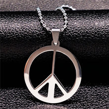 Load image into Gallery viewer, Co Stainless Steel Razor Blades Pendant Necklaces Men Jewelry Steel Male Shaver Shape Necklaces &amp; Pendants Free Chain N3210