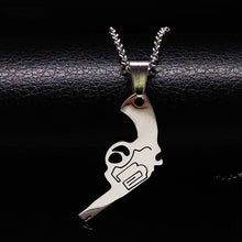 Load image into Gallery viewer, Co Stainless Steel Razor Blades Pendant Necklaces Men Jewelry Steel Male Shaver Shape Necklaces &amp; Pendants Free Chain N3210