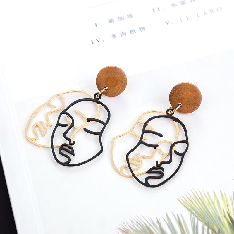 Personalized Charming Double Layers Hollow Face Dangle Earrings For Women Wood Face Drop Earrings Girls Bijoux 2017