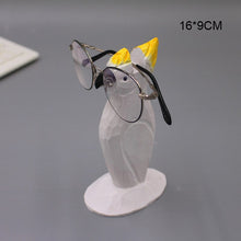 Carica l'immagine nel visualizzatore di Gallery, Creative Wood Hand Carved Eyeglass Holder Spectacle Stand Eyeglass Rack Display Stand Animal Figurine for Office Desk Home Decor