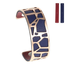 Carica l'immagine nel visualizzatore di Gallery, Bracelets &amp; Bangles For Women Rose Gold Pulseiras Stainless Steel Manchette Femme Leather Reversible Giraffe