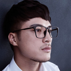 Cubojue eyeglasses frames Men Women 6g Titanium glasses ultralight eyewear for optical myopia diopter spectacles black full rim