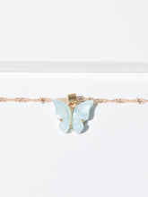 Carica l&#39;immagine nel visualizzatore di Gallery, Cute Butterfly Pendant Necklace for Women Cocktail Party Statement Necklace Steet Style Korean Fashion Necklace Jewelry Gifts
