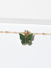 Carica l&#39;immagine nel visualizzatore di Gallery, Cute Butterfly Pendant Necklace for Women Cocktail Party Statement Necklace Steet Style Korean Fashion Necklace Jewelry Gifts