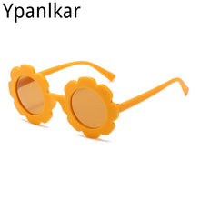 Load image into Gallery viewer, Cute Flower Shape Kids Sunglasses Girls Round Sunglasses Children Eyeglasses Baby Color Sunglasses Boys Eyewear UV Protection