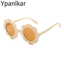 Load image into Gallery viewer, Cute Flower Shape Kids Sunglasses Girls Round Sunglasses Children Eyeglasses Baby Color Sunglasses Boys Eyewear UV Protection