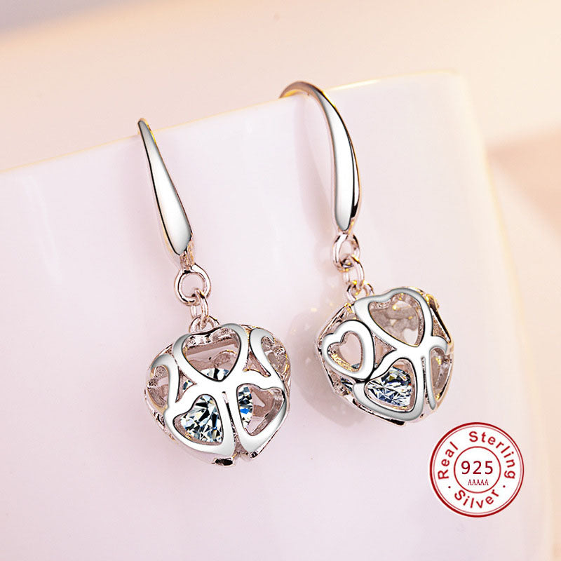 Cute Little Hollow love heart Crystal Ear Cuff Earrings for Women Girl Lovely Silver Color Luxury Zircon Stud Earrings Jewelry