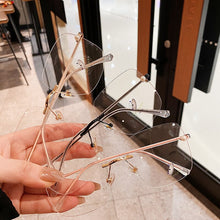 Load image into Gallery viewer, Cutting Frameless White Pearl Anti-blue Light Eyeglasses For Women Elegant Brand Alloy Square Ultralight Computer Glasses Frame