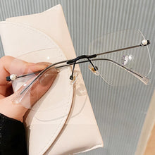 Load image into Gallery viewer, Cutting Frameless White Pearl Anti-blue Light Eyeglasses For Women Elegant Brand Alloy Square Ultralight Computer Glasses Frame