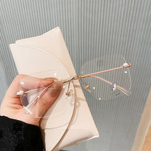 Load image into Gallery viewer, Cutting Frameless White Pearl Anti-blue Light Eyeglasses For Women Elegant Brand Alloy Square Ultralight Computer Glasses Frame