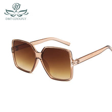 Load image into Gallery viewer, D&amp;T 2023 Higody Women Oversize Sunglasses Gradient Plastic Brand Designer Female Sun Glasses UV400 lentes de sol mujer