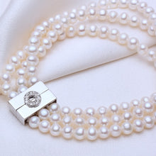 Carica l'immagine nel visualizzatore di Gallery, Bracciale naturale Braccialetti a 3 fili di perle bianche da 4-5 mm per donna 