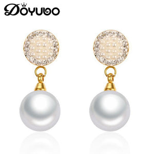 Korean Design Lady 9.8mm White Simulated Pearl Drop Earrings Women Stainless Steel Gold Color New Earrings Jewelry DB046