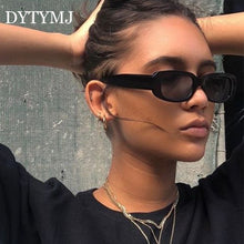 Load image into Gallery viewer, DYTYMJ-Gafas De Sol rectangulares con montura pequeña para mujer, anteojos De Sol femeninos con gradiente, a la moda, De Color caramelo