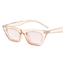 Carica l'immagine nel visualizzatore di Gallery, New Cat Eye Sunglasses Women Fashion Mirror Sunglasses for Women Luxury Gafas De Sol Mujer 2022 Retro Cateye Shades Women