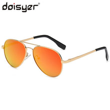 Load image into Gallery viewer, Daisyer 2023 style  gold classic design polarized sunglasses for mens