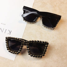 Load image into Gallery viewer, De gran tamaño de diamantes de imitación cuadrado marco gafas de sol señoras diamante gafas de marca diseñador de moda gafas de sol UV400 tonos para las mujeres