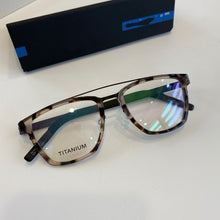 Load image into Gallery viewer, Denmark Brand Titanium Glasses Frame Men Women Ultra-light Prescription Myopia No Screw Eyeglasses Frame Gafas 4507