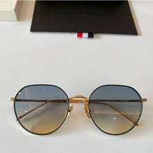 Load image into Gallery viewer, Design Sunglasses Classic Round Titanium Alloy UV400 Protection TBX914 Men Women Sun Glasses With Original Box