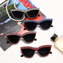 Load image into Gallery viewer, Diamond Sunglasses Women Rhinestone Cat Eye Sunglasses Women Men  Brand Eyewear Retro Glasses Vintage UV400 2023