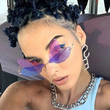 Load image into Gallery viewer, Dragonfly Steampunk Sunglasses Retro Gradient Transparent Lens UV400 Sunglasses Women Frameless 2023 Glasses Women