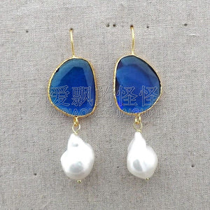 E121515 White Keshi Pearl Blue Crystal Earrings