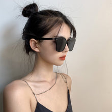 Load image into Gallery viewer, [EAM]  Women Black Green Casual Cool Glasses Accessories Temperament Tide All-match Spring Autumn 2023 1DE0525