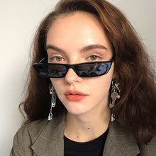 Carica l&#39;immagine nel visualizzatore di Gallery, [EL Malus]Small Retro Square Thin Frame Sunglasses UV400 Women Sexy Ladies Sun Glasses Female Yellow White Black Lens Mirror