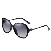 Load image into Gallery viewer, ELITERA Diamond Photochromic Sun Glasses Women&#39;s Polarized Butterfly Sunglasses 2023  Brand Design