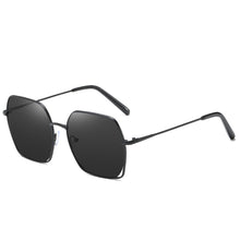 Load image into Gallery viewer, ELITERA Trendy Hollow Sun Glasses Women Retro Personality Metal Sunglasses 2023 Fashion