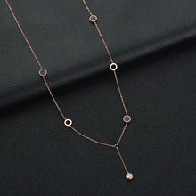 Load image into Gallery viewer, 2018 Women&#39;s Fashion Stainless Steel Jewelry Colar European Simple Rose Gold Silver Coin Necklace Clavicle Chain
