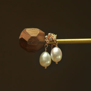 Ear Studs Pearl Natural crystal