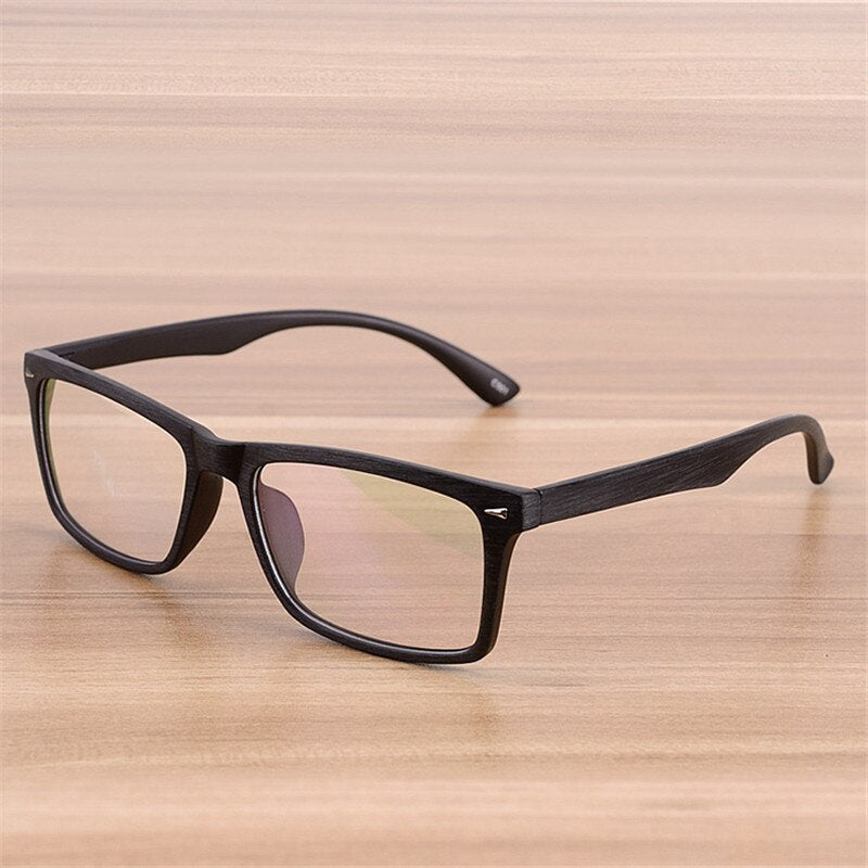 Plain spectacles 2025