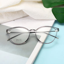 Load image into Gallery viewer, Elbru Cat Eye Finsihed Myopia Glasses With Diopter 0 -0.5 1.0 1.5 2.0 2.5 3.0 3.5 4.0 4.5 5.0 5.5 6.0 Nearsighted Eyeglasses