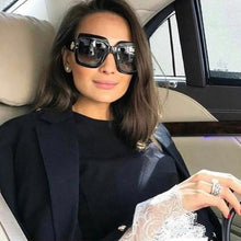 Carica l&#39;immagine nel visualizzatore di Gallery, Emosnia Occhiali da sole quadrati Goggle UV400 Donna Donna Trend Nero Grigio sfumato 2023 Occhiali da vista Oculos da esterno 