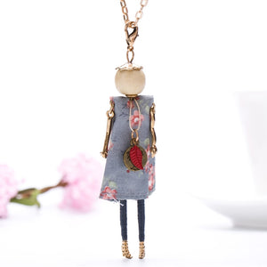 Europe And The United States 2018 New Doll Pendant Necklace Women Long Chain Fashion Statement Jewelry collier femme
