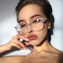 Load image into Gallery viewer, European and American Ladies Glasses Transparent Computer Game Glasses Retro Comfortable Anti-blue Literary Glasses