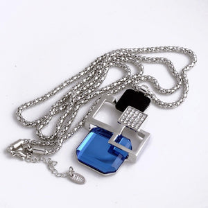 European and American New fashion Golden Hollow Geometric Big Crystal Stone Pendant Necklace Fine Jewelry for women personality