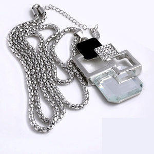 European and American New fashion Golden Hollow Geometric Big Crystal Stone Pendant Necklace Fine Jewelry for women personality