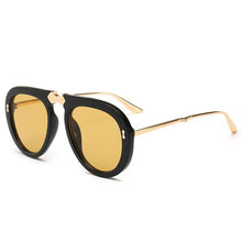 Load image into Gallery viewer, European and American sunglasses Korean street photography retro square big frame sunglasses