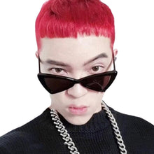 Load image into Gallery viewer, European and American personality sunglasses trend irregular triangle cat eye sunglasses