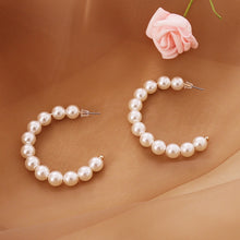 Load image into Gallery viewer, Exquisite Women Necklaces Pearl Clavicle Chain Multilayer Gold Necklace Set Glamour Fashion Wedding Party Jewelry