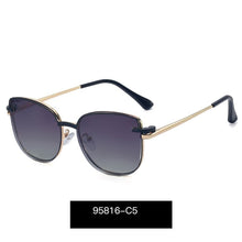Load image into Gallery viewer, Eyeglasses frames Polarized Magnet Clip glasses frame women Myopia Prescription Glasses Optical sunglasses Metal Eyewear
