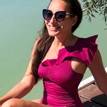 Load image into Gallery viewer, FENCHI White Cat Eye Women Sunglasses High Quality Black Transparent Female Sun Glasses Oculos Feminino De Sol Zonnebril Dames