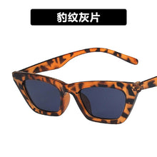 Load image into Gallery viewer, FOOSCK Arrived Classic Vintage Sunglasses Women Brand Designer Female Glasses Oculos De Sol Feminino UV400