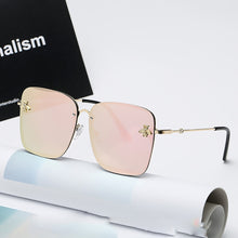 Load image into Gallery viewer, 2023 Gold Bee Square Sunglasses Women Retro Oversized Glasses Men Shades Metal Frame Ladies sunglasses zonnebril dames