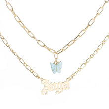 Carica l&#39;immagine nel visualizzatore di Gallery, Moda farfalla acrilica Old English Font pendenti Collana doppio strato acido acetico Collana per bambina Girocollo Gioielli di dichiarazione 